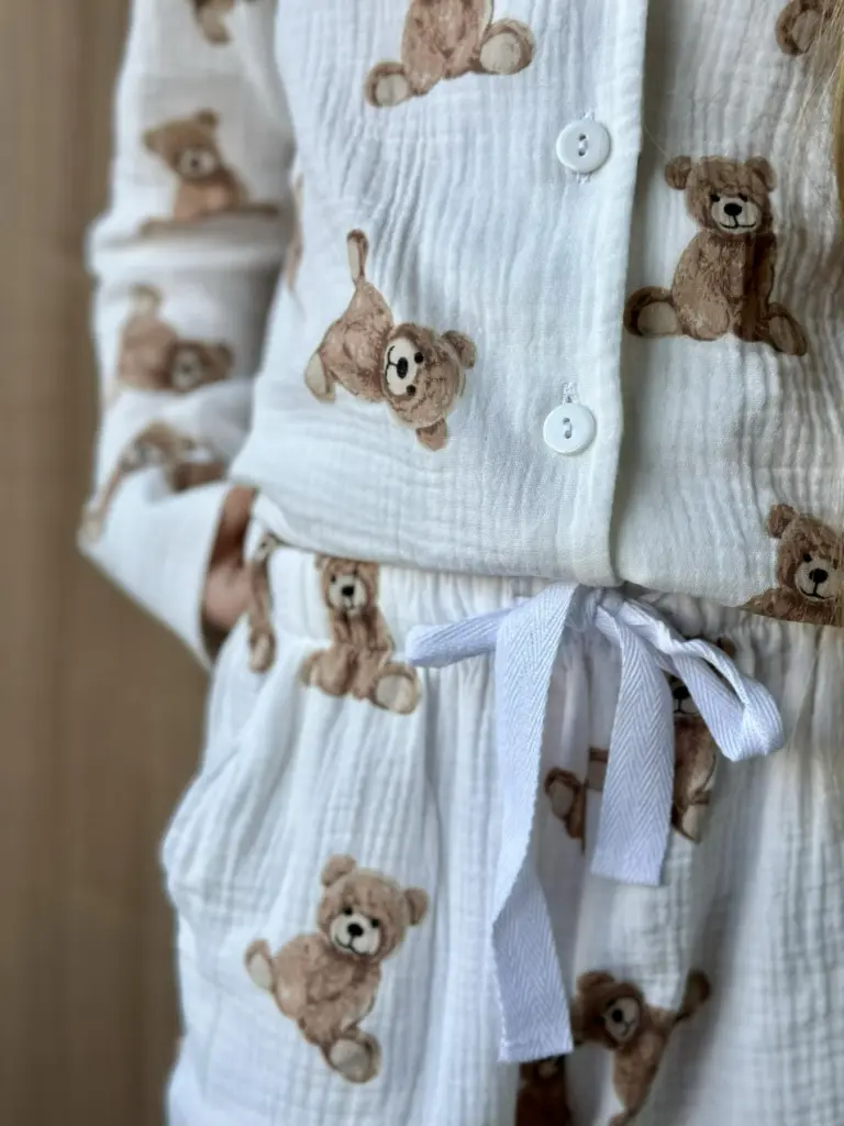 Дитяча піжама з мусліну з довгим рукавом для дівчинки «Teddy» (сорочка і штани), молочна — фото 3