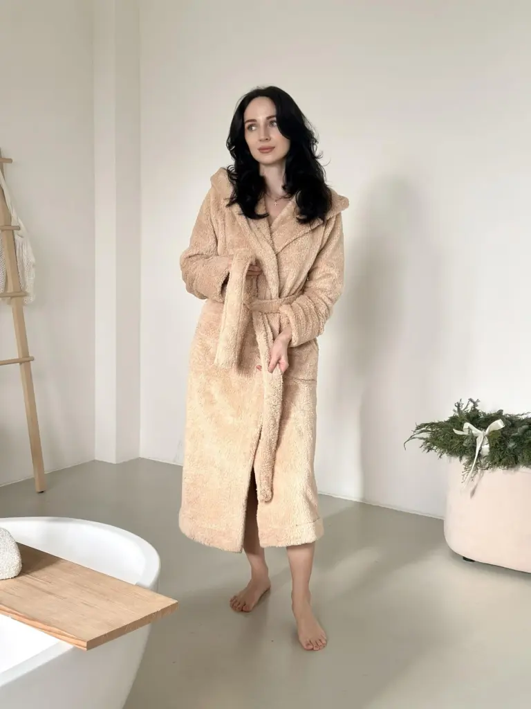 Халат унісекс з велсофту з капюшоном «Cuddle», бежевий — фото 5