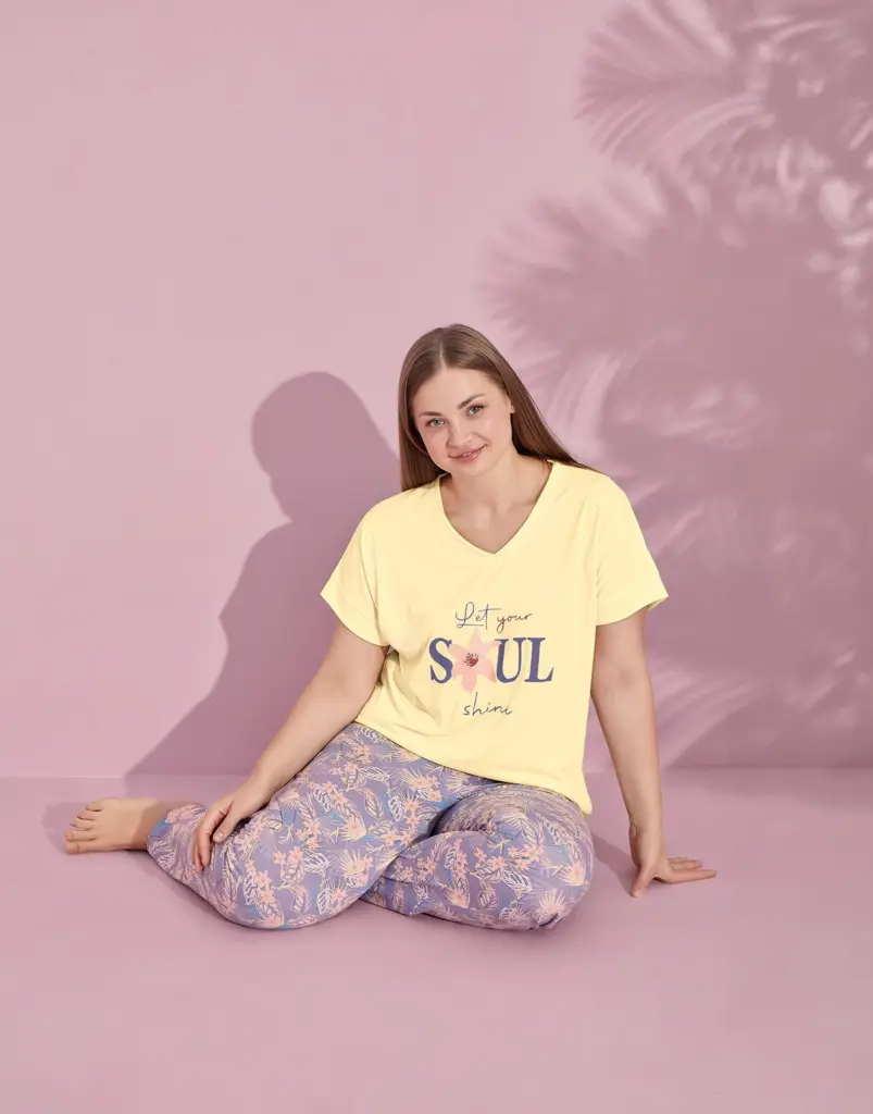 Жіночий домашній комплект з трикотажу великих розмірів «Soul shine», жовтий — фото 2